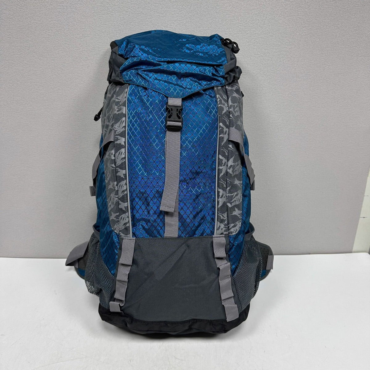 Lightweight Travel Hiking Backpack - Large Capacity Wear-Resistant Load-Reducing Breathable Outdoor Pack